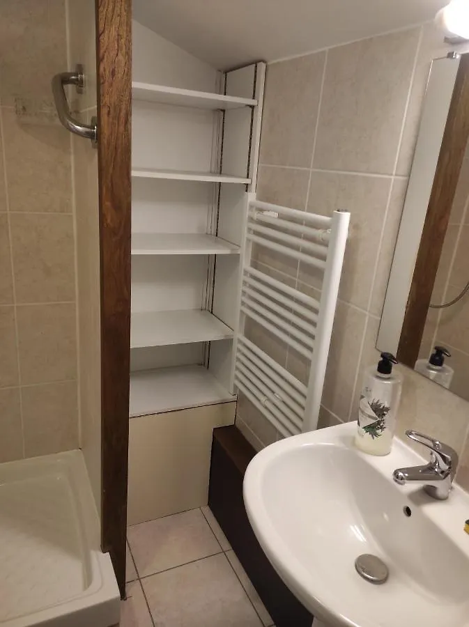 La Chambre d'en Face Asté 0*,