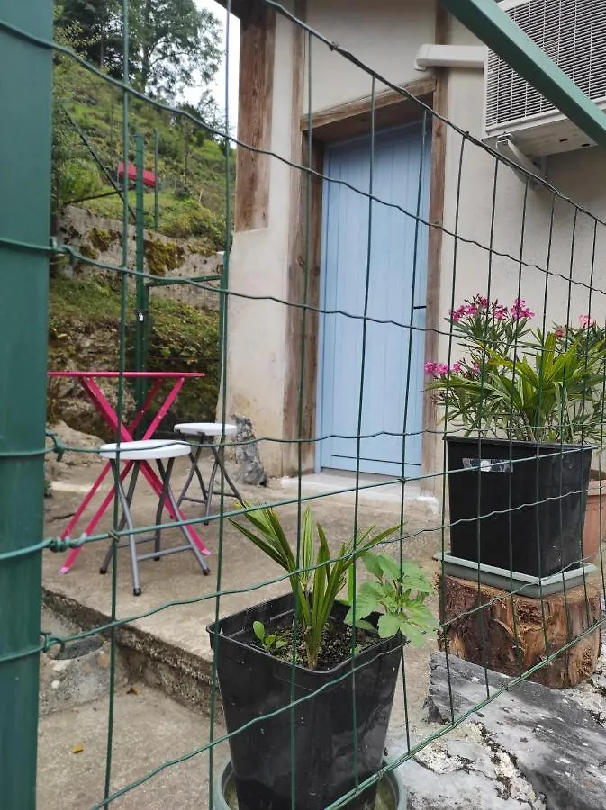 La Chambre d'en Face Asté 0*,